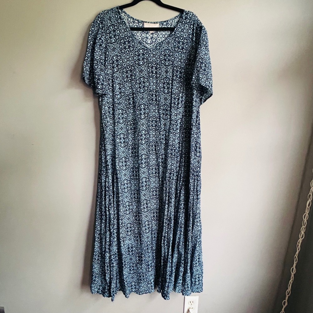 Woman Within Blue Medallion Print Rayon Maxi Dress Petite Medium 14/16 Short Slv